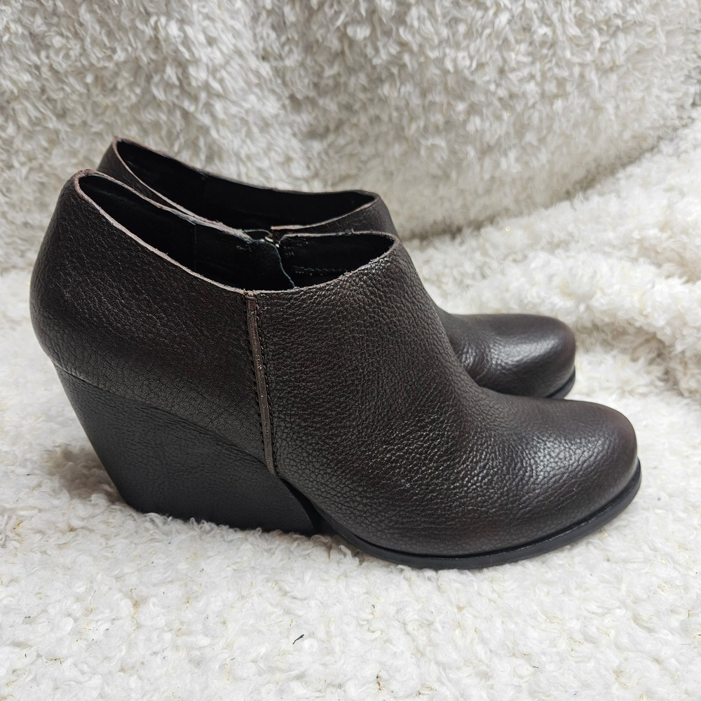 Kork-Ease Holmes Dark Brown Leather Wedge Booties‎ sz 9